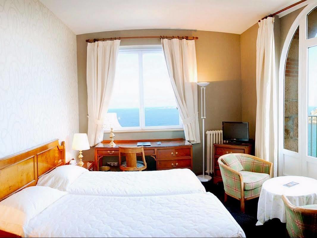 Le Manoir Du Sphinx Hotel Перос-Гирек Екстериор снимка